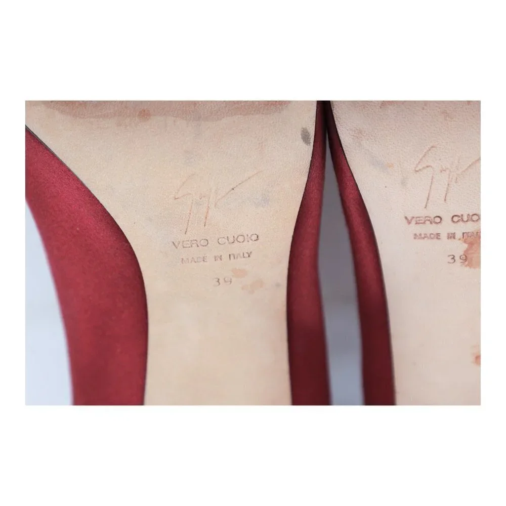 GIUSEPPE ZANOTTI Burgundy Caged Satin Peep Toe Pumps Heels